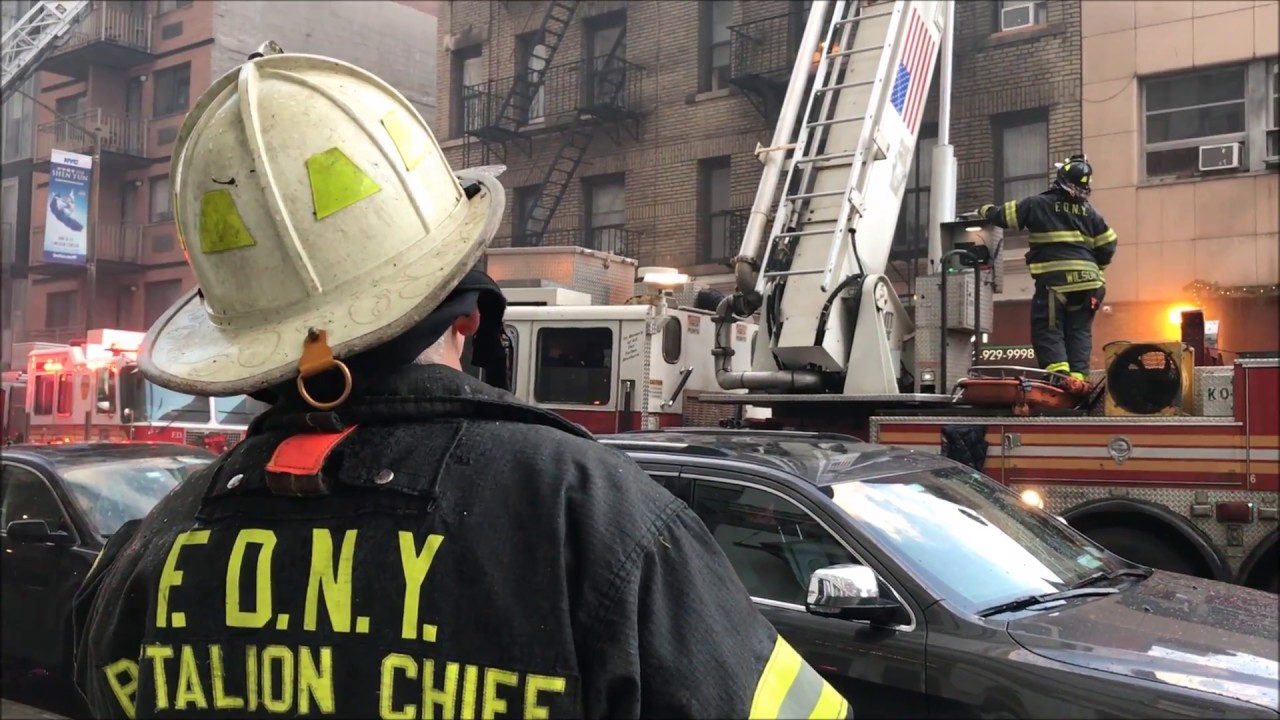 Fdny Box 0586 Fdny Operating At 3rd Alarm Fire On West 19th Street In Chelsea Fdny Box 0586 Fdny Operating At 3rd Alarm Fire On West 19th Street In Chelsea