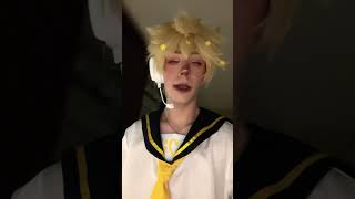 Sub to @Cupcakex_cosplays 😡 #fypシ #cosplay #anime #makeup #lenkagamine #vocaloid