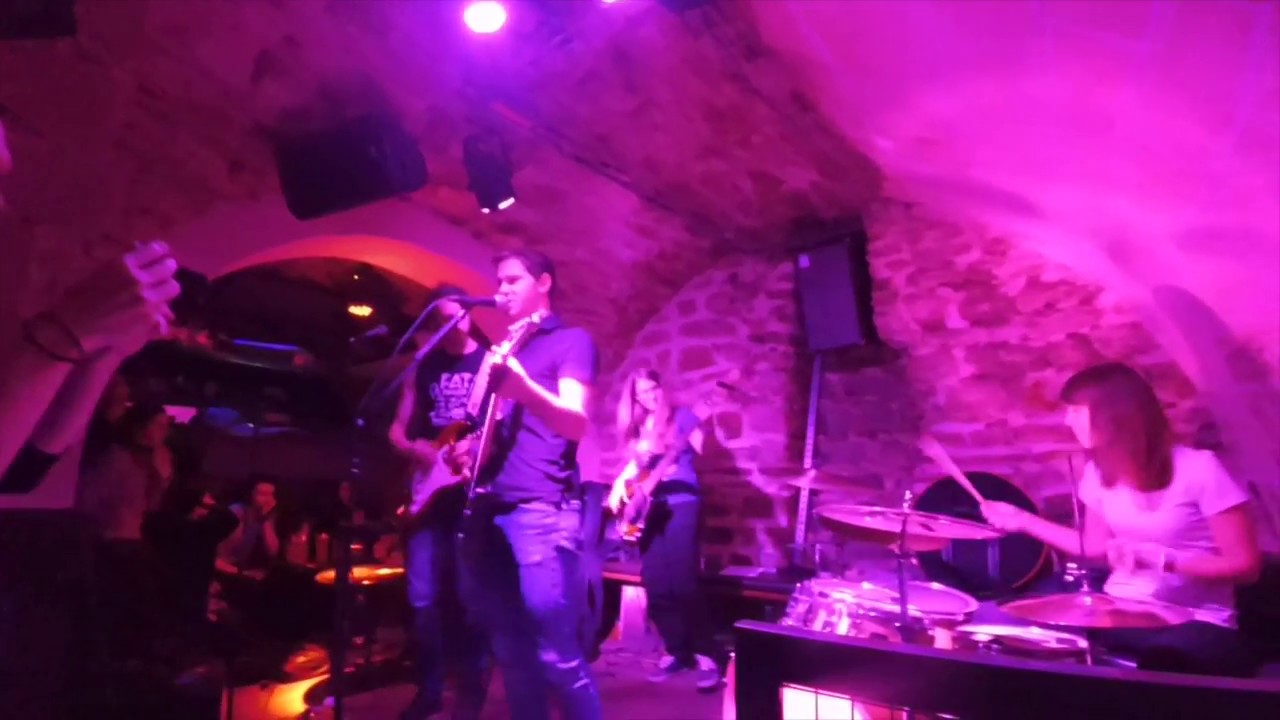 FFSF - Holiday (Green Day Cover)