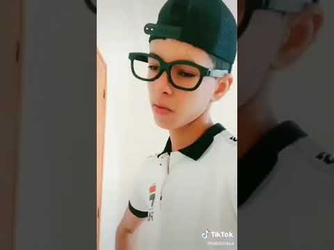 ههههه انوش كي يصيب ختو معا واحد