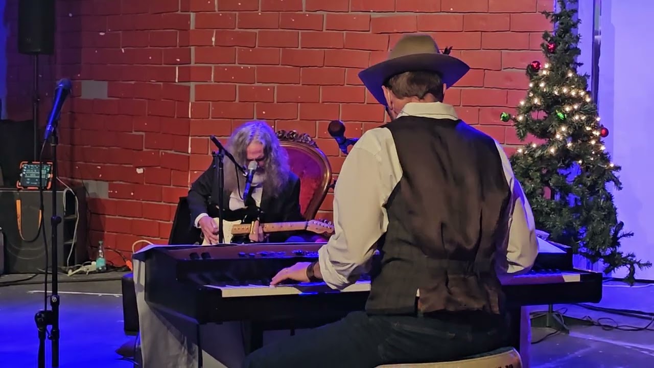 Michael Juan Nunez and Blue Orchestra, Abbeville, La. 12/27/25. 