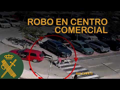 ROBO EN CENTRO COMERCIAL