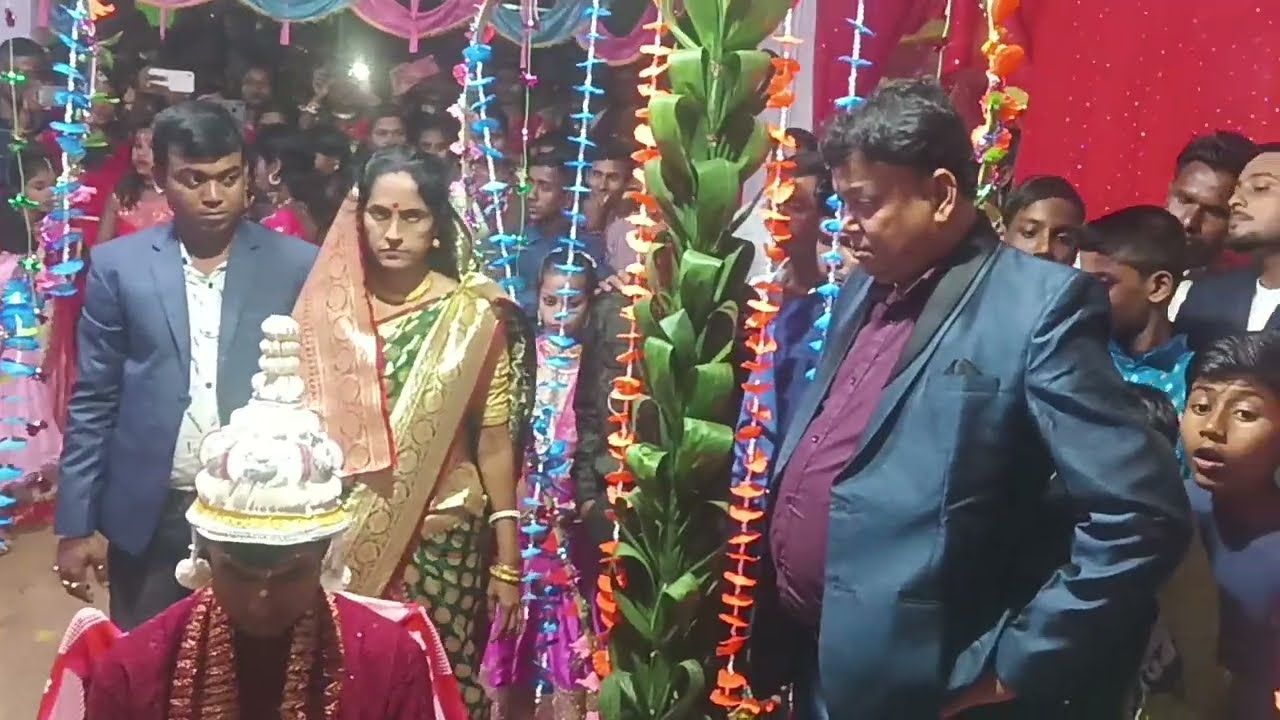 আমাদের গ্রামের বিয়ে বাড়িতে সুন্দর একটা মুহূর্ত #allvidieos #subscribe #youtube