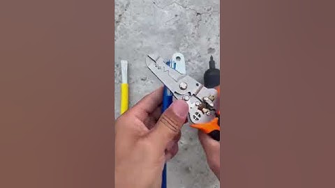 Wire Twisting Hack You Need to Try!#diyhack #electricianlife #wiretrick #trending #electronicmusic