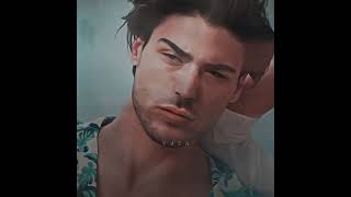 Alessandro Dellisola You Right X Luxurious