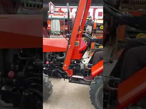 МиниТрактор Уралец с установленной ПолуКабиной