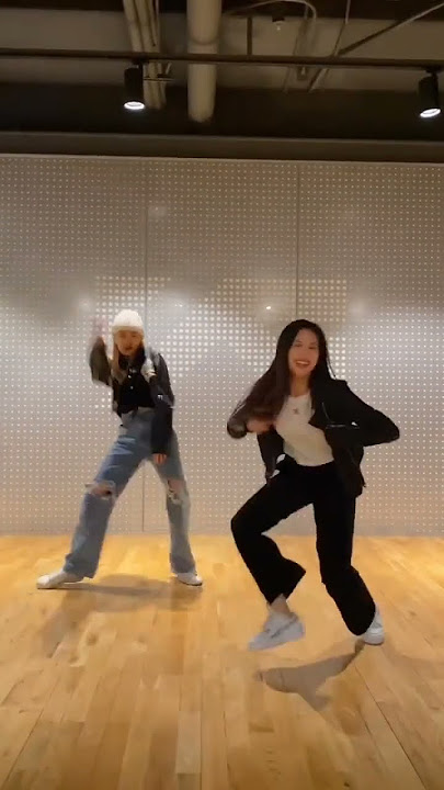#CHIQUITA and #AHYEON dancing to Burn by The Endorphins #babymonster #tiktok