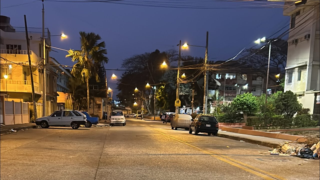 Visiting Ecuador’s Most Dangerous City/ Getting Lost in Durán!