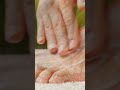 Picioare Relaxate Instant: Cremă BIO cu Viță de Vie | Life Care  #lifecare #sanatate #produsebio