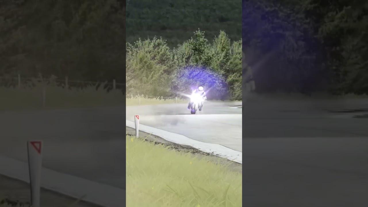 BMW S1000RR vs Hypercars 