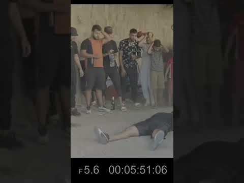 هو يضرب و أنا نقلو عاود  