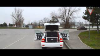 Demo car Kicx loud door panel play at a distance