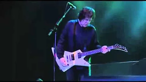 ★Gary Moore - Out In The Fields  Live 2003