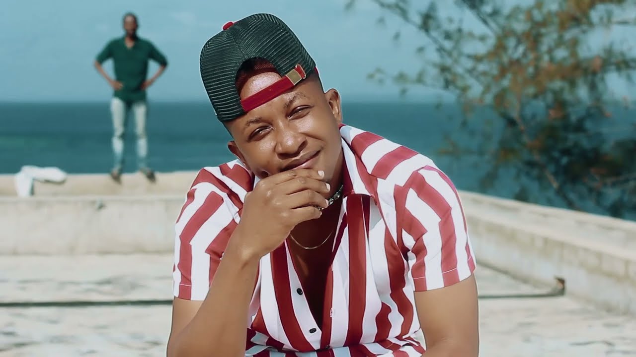 Loyro De Junny Okichika  Oficial Video By  B Pro Filmes