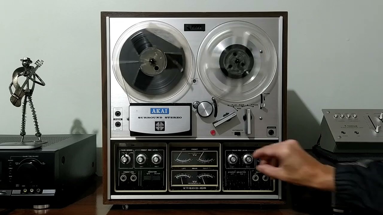 AKAI 1730D-SS QUADRAPHONIC Reel-to-Reel Tape Deck (1973-76) - YouTube