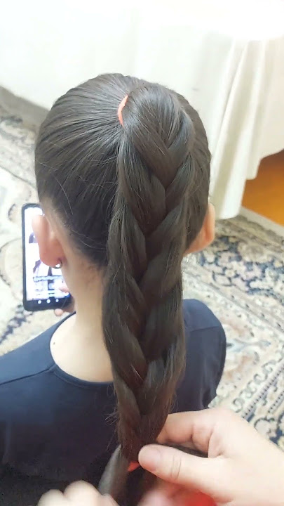 Жігіт белбеуден келді. ВКонтакте желісіндегі үй тапсырмасы.