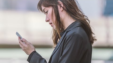 How to stop receiving political text messages