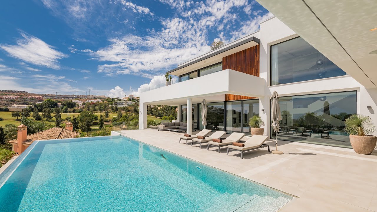 Modern Villa with Sea & Golf Views in Marbella | €4.900.000 | Marbella Hills Homes Real Estate