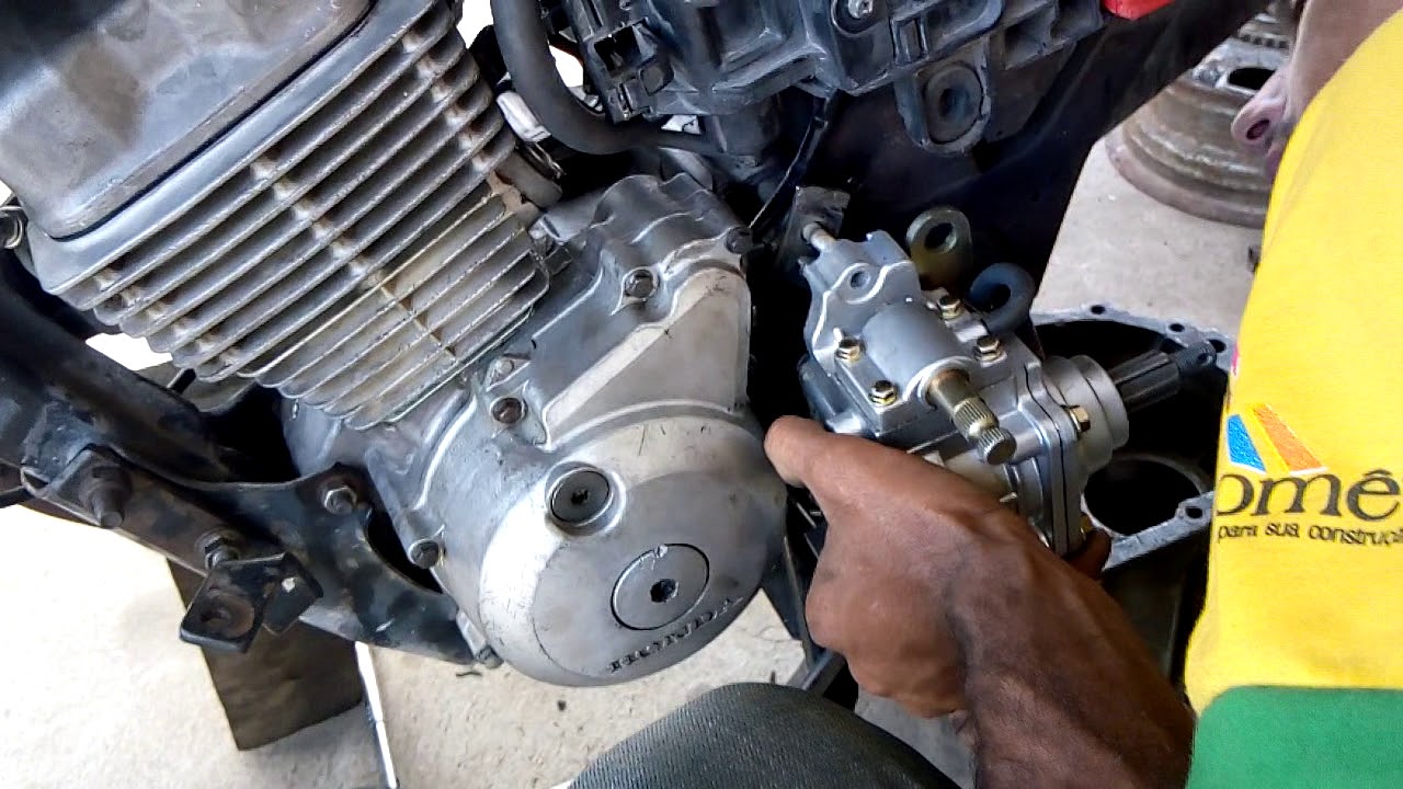 Botando caixa revesora em Titan 150 parte 1