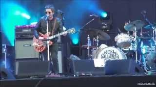 Noel Gallagher - Don't Look Back In Anger live [HD] 27 6 2015 Rock Werchter Festival Belgium