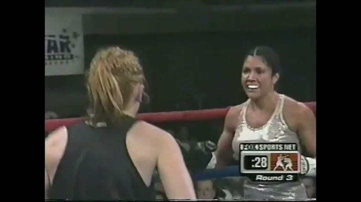 Mia St. John vs Kelley Downey women's boxing Sep 1...