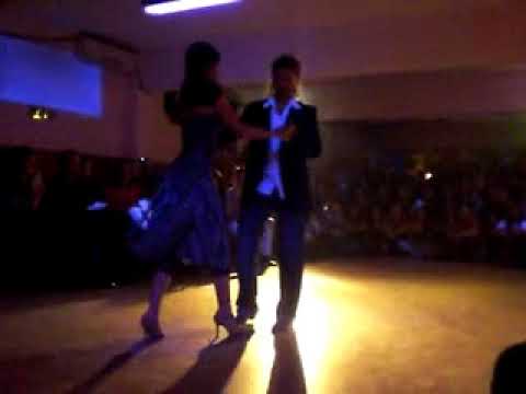 TANGO EN ROSARIO ARGENTINA EXHIBICION KARO PIZZO Y MARTIN GUTIERREZ