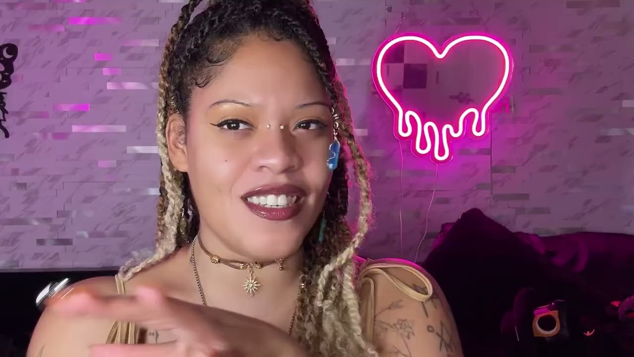 PEOPLE ARE SAYING YOU ARE COMPLETELY DIFFERENT FROM YOUR FAMILY!