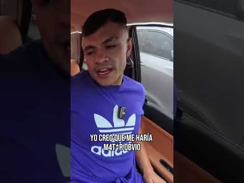 DÍAZ PATEA CON AMBAS, Y PATEA MÁS CON UNA QUE CON LA OTRA (POR ESO TIENE LA PIERNA DERECHA ASÍ).