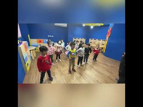 兒子奎模舞蹈課聽媽媽的話