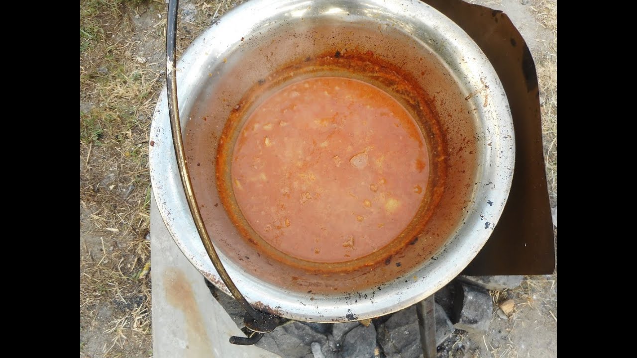 Divinový guláš v kotlíku. Recept z tradičnej kuchyne. YouTube