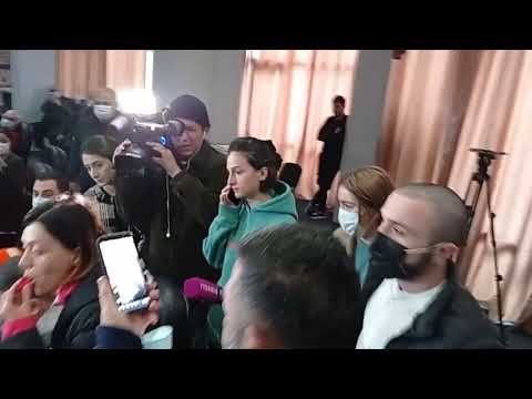 როგორ დაიწყო სხდომა საკრებულოში