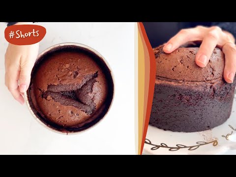 Como fazer PÃO DE LÓ DE CHOCOLATE (vídeo curto) #shorts | TPM por Ju Ferraz