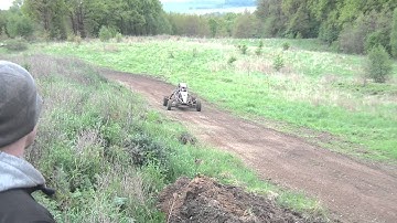 Buggy Edge Barracuda vs Badland St4