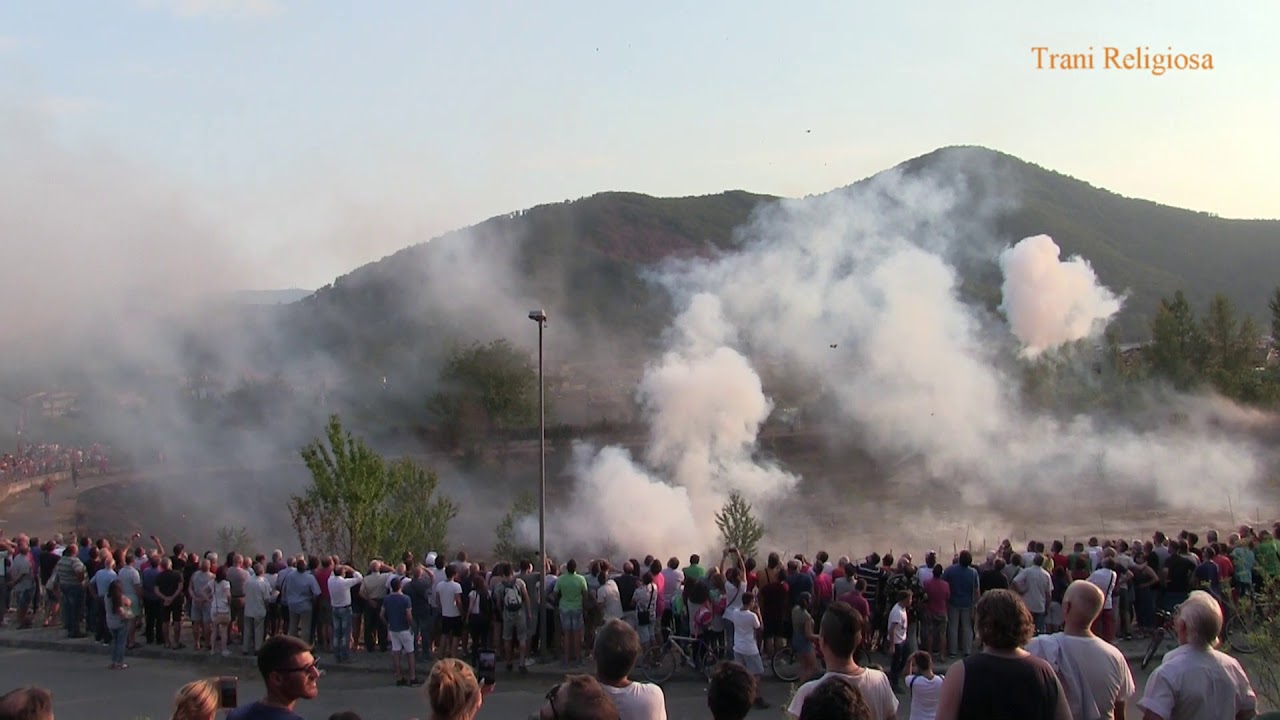 SIANO - Batteria alla Sanseverese ditta PIROTECNICA CHIARAPPA da San Severo (FG)