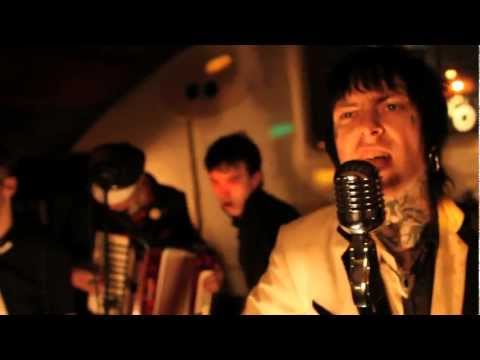 Brandy Row & The Truebadours - Dirty Street