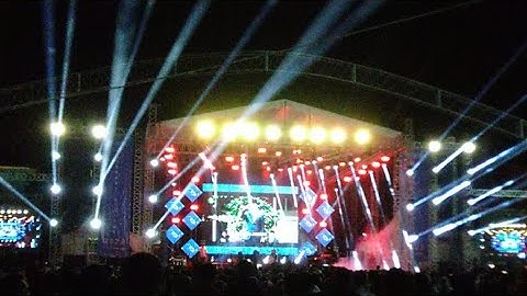 LIVE D
