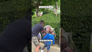 Он Думал, Что Сможет Победить Даже Слона!