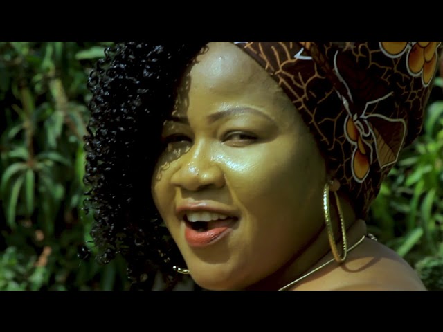 PAULINE MCODIYO - APAKO YESU ( OFFICIAL MUSIC VIDEO) class=