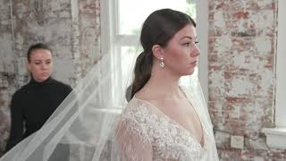 How to Wear a Bridal Veil