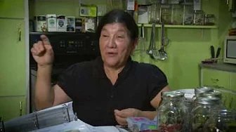 Judy Googoo (Mi'Kmaq) a member of Apaji-wla'matulinej on traditional medicinal plants