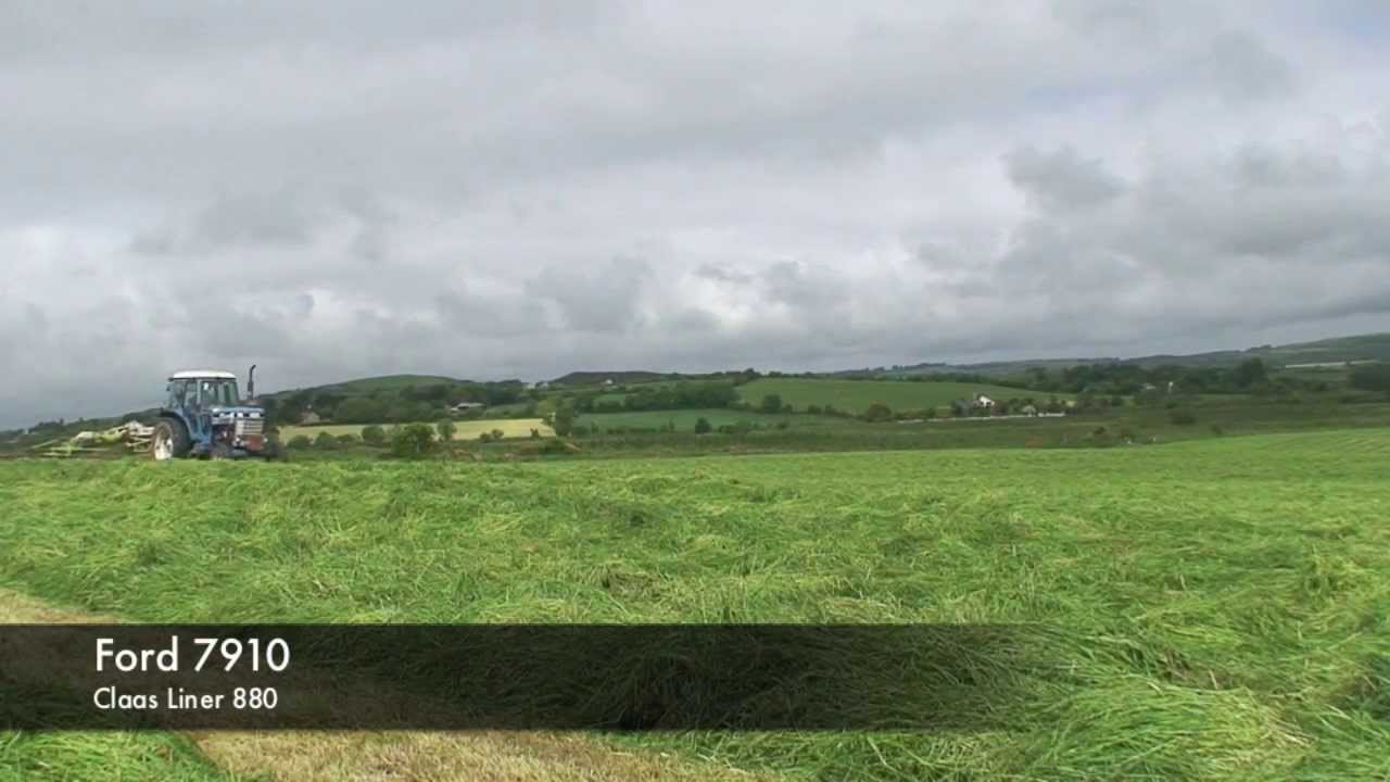 880 Class Rake Ford 7910 & Claas Liner 880 Rake - YouTube
