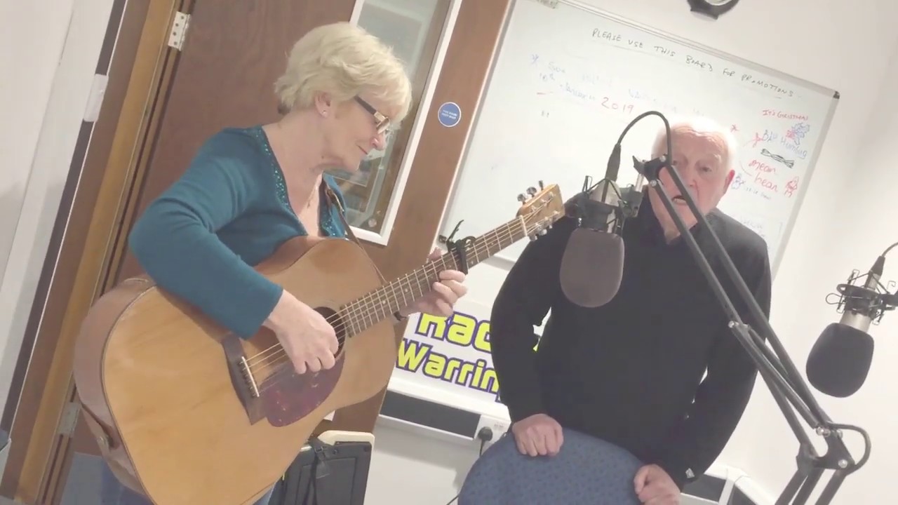 GARY & VERA ASPEY / ゲイリー&ヴェラ・アスペイ Gary & Vera Aspey perform 'Grey's The New Blonde' - YouTube