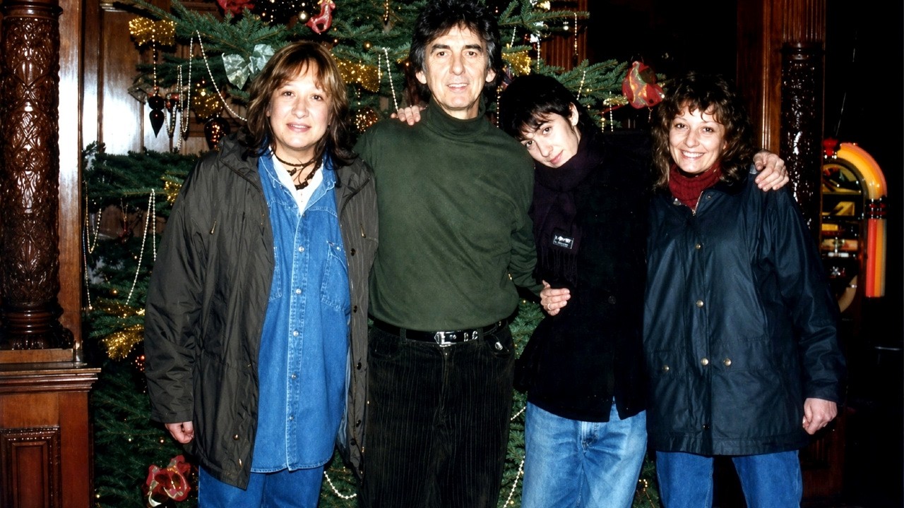 George Harrison’s Friar Park Years (1970–2001) – A Rare Photo Journey