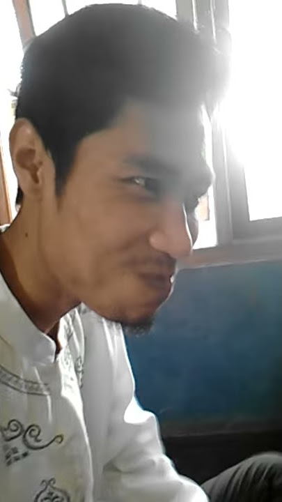 cewe ngintip cowo yg lagi hot
