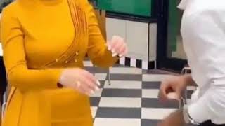 تلفانه وشكلك لاسعة