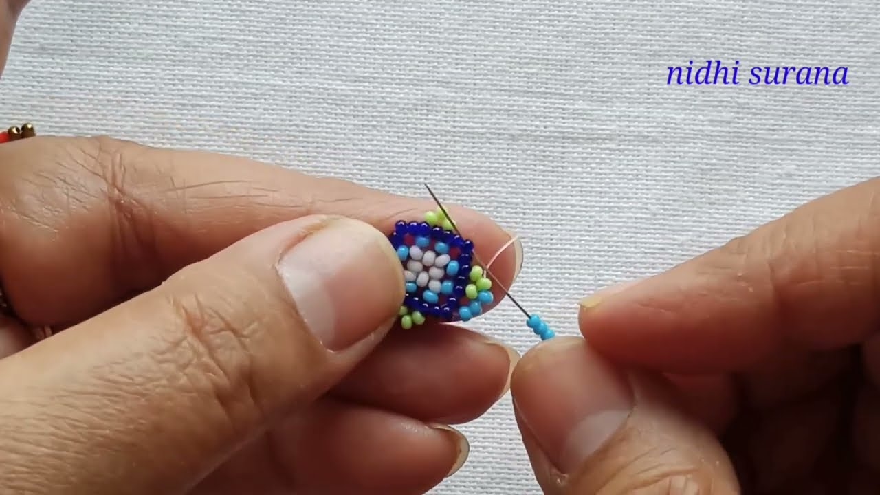 Square earrings with seed beads & Crystal/Jewellery making at home/Aretes Tutorial diy