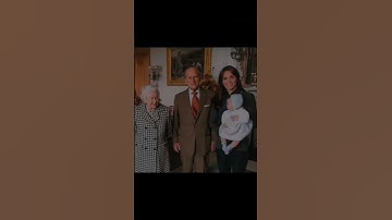 Incredible photos of the Queen and William