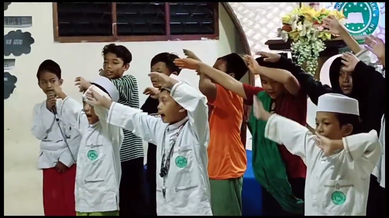 PEMBUKAAN HARI JADI KAMAR AR-RAUDLAH PONDOK PESANTREN NURUL QUR'AN