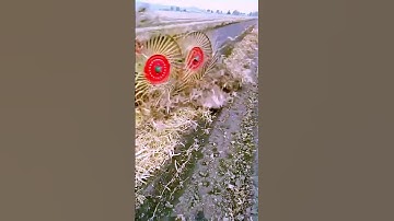 The process of mechanical ploughing - good machinery can improve the efficiency of doing things