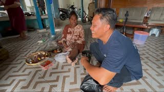 Enek Wong Masak Kok Malah Kon Ngopeni Manuk Marai Emosi Ae Ko Ekoo